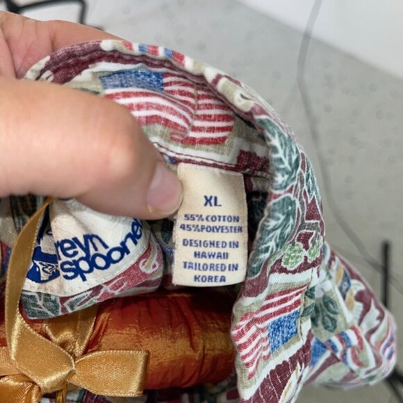 Reyn Spooner Mens Shirt Size XL Multicolor Flag Hawaiian Aloha Short Sleeve - Picture 4 of 8